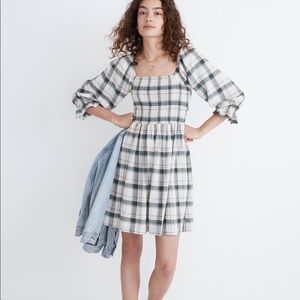 Madewell Lucie Elbow-Sleeve Smocked Mini Dress in Lebaum Plaid